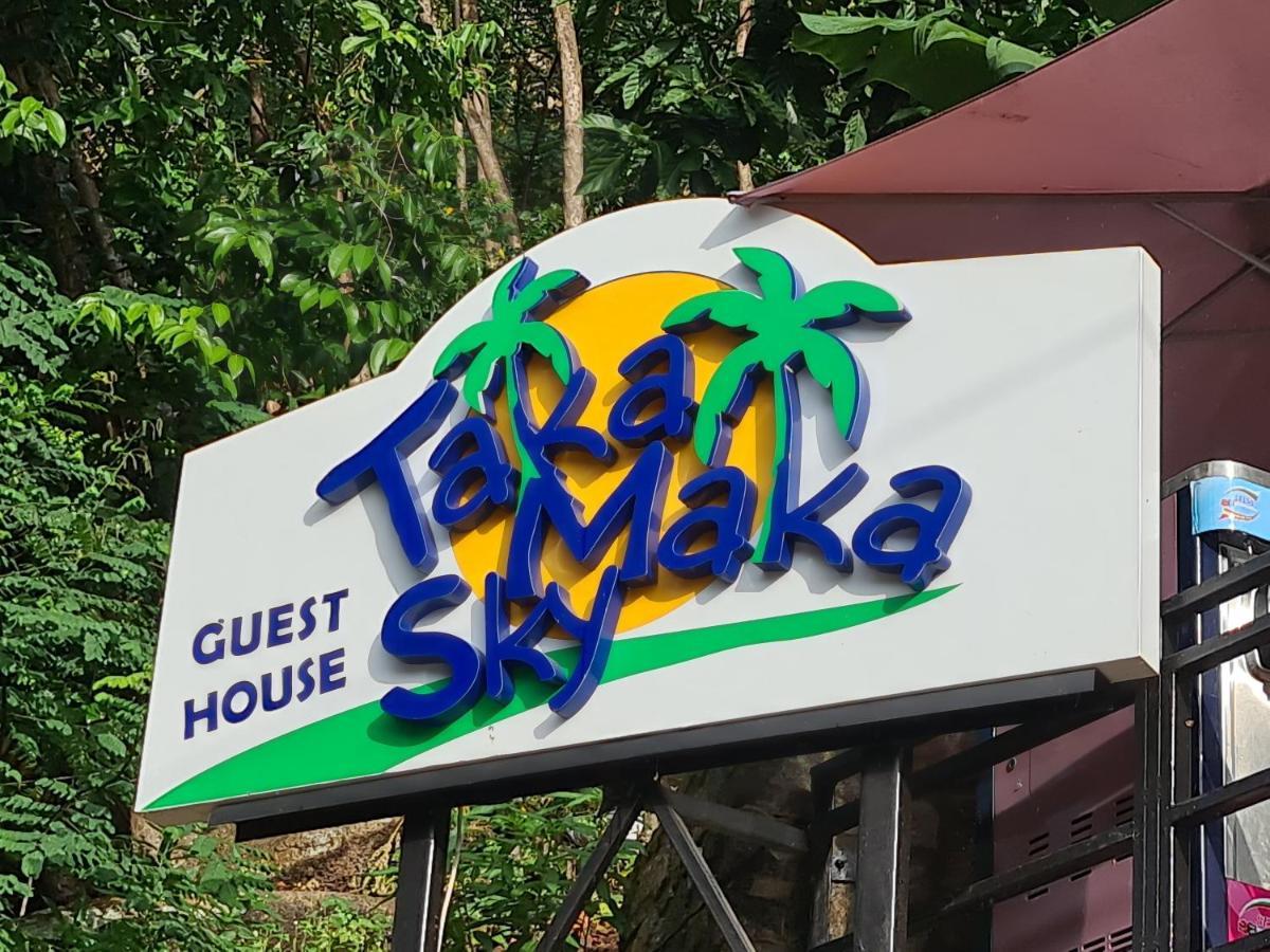 Takamakasky Villas Luaran gambar