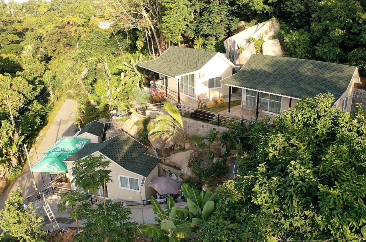Takamakasky Villas Luaran gambar