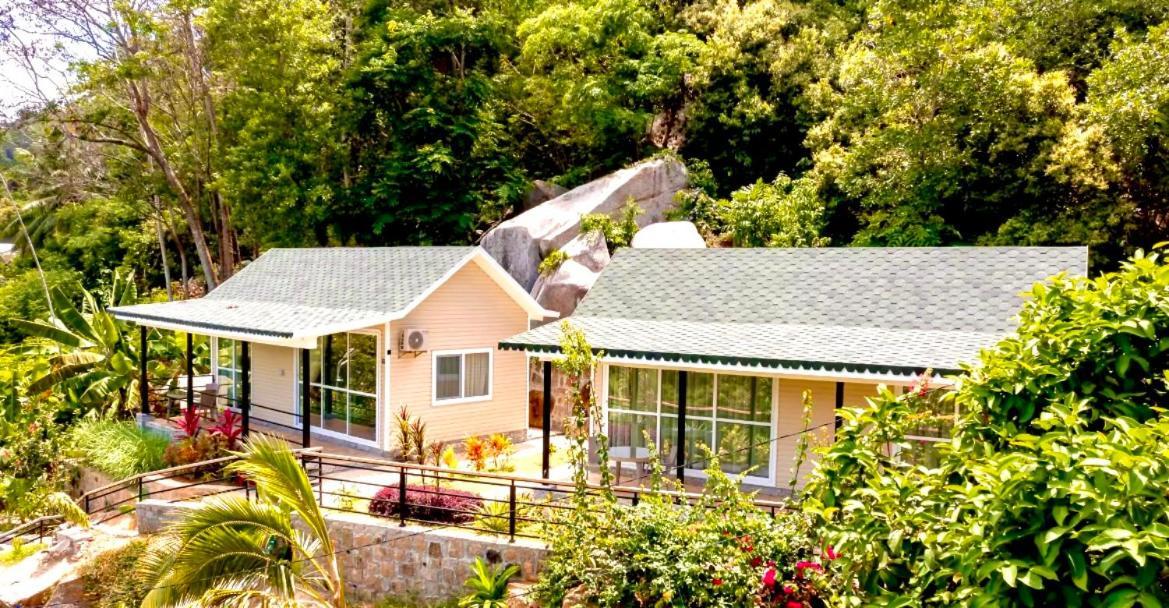 Takamakasky Villas Luaran gambar