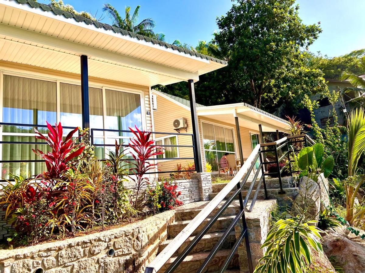 Takamakasky Villas Luaran gambar