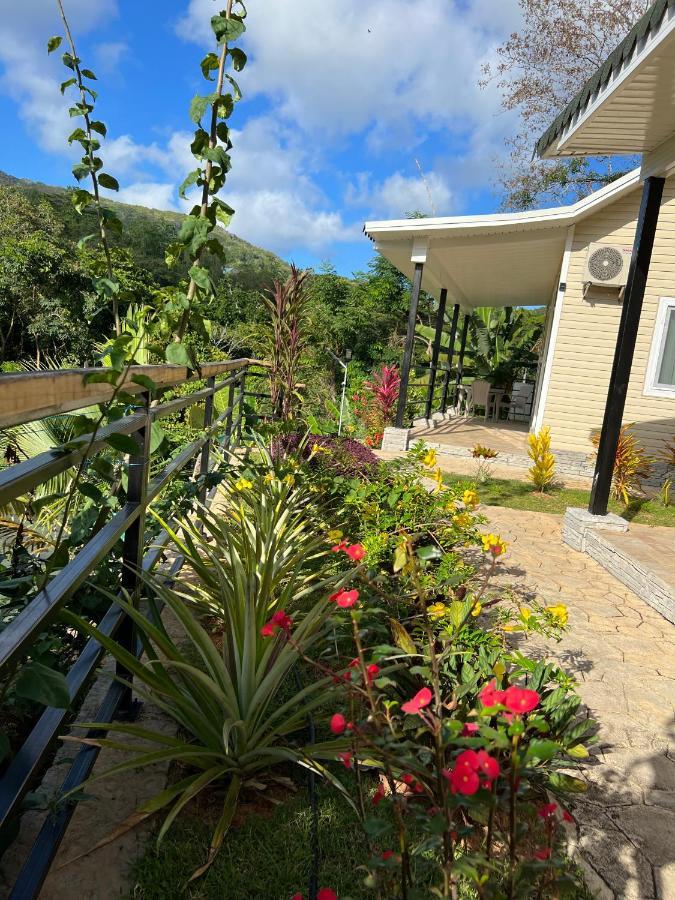 Takamakasky Villas Luaran gambar