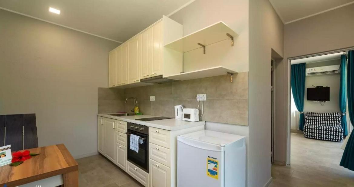 Takamakasky Villas Luaran gambar