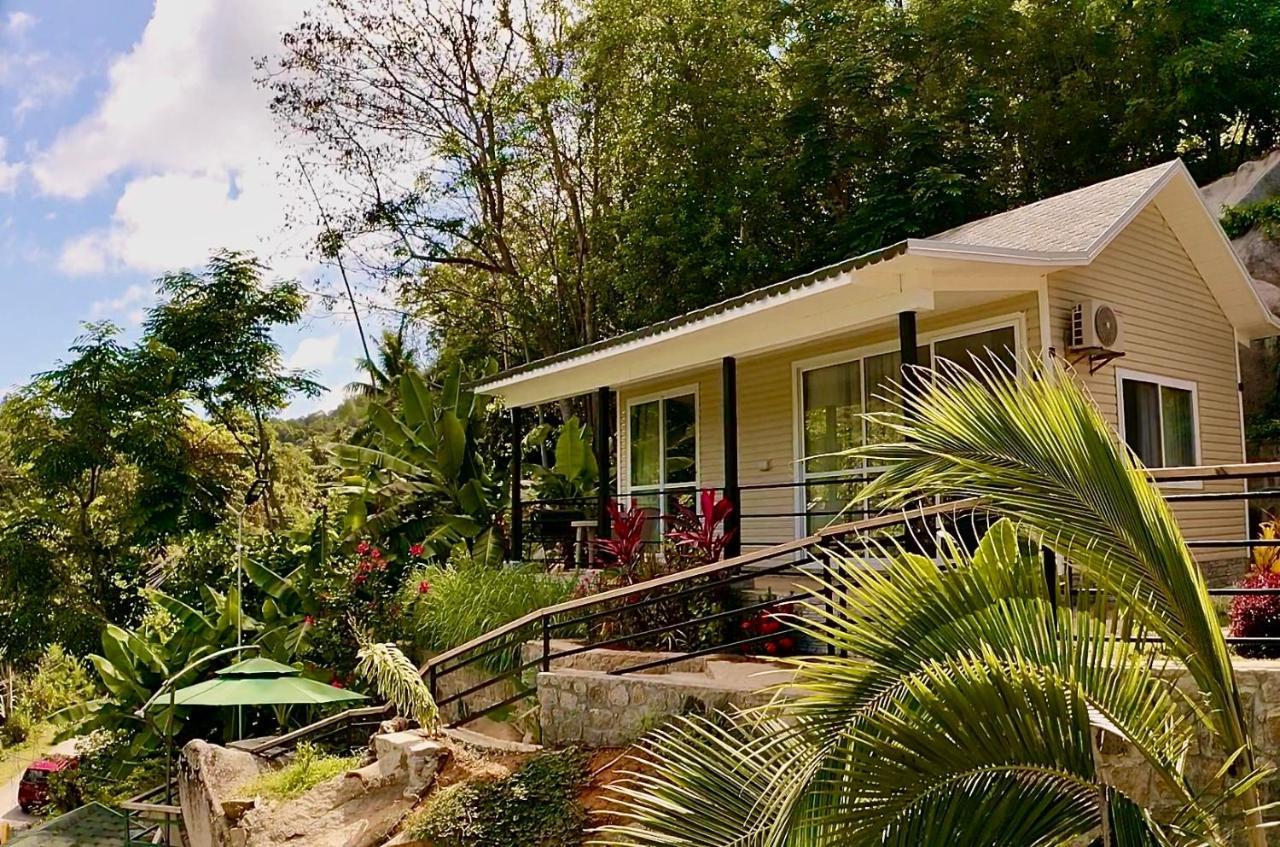 Takamakasky Villas Luaran gambar