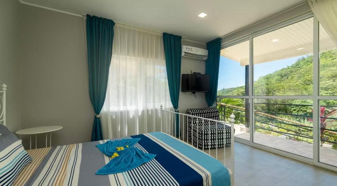Takamakasky Villas Luaran gambar
