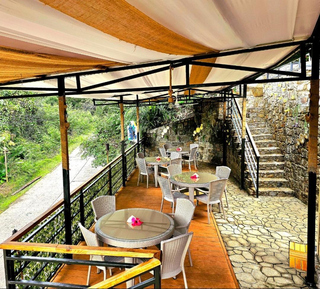 Takamakasky Villas Luaran gambar